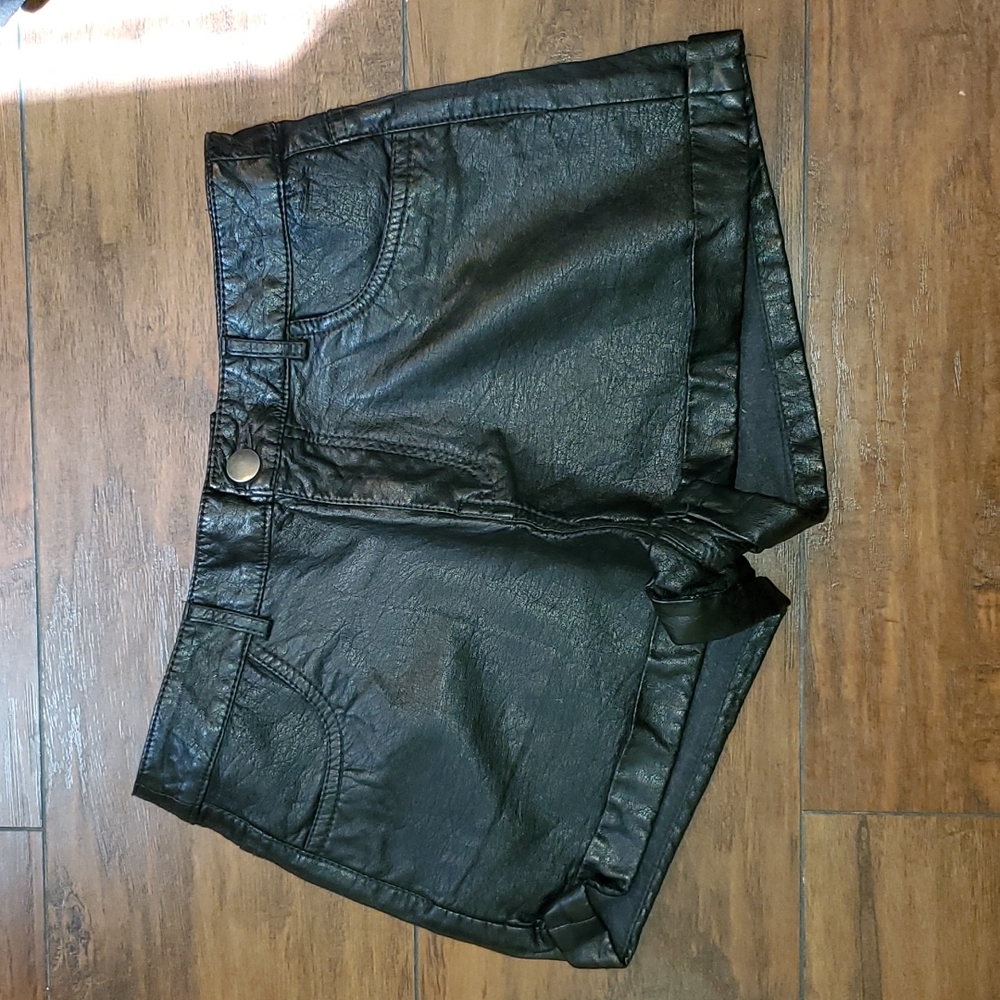 Forever 21 S shorts